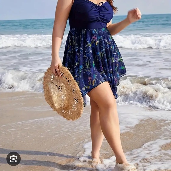 BloomChic Dresses & Skirts - BloomChic Women's Tropical Crisscross Swim Dress Size 14/16 Indigo Blue NWT